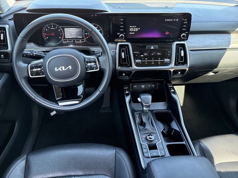 Certified 2023 Kia Sorento X-Line EX AWD/4WD image 2