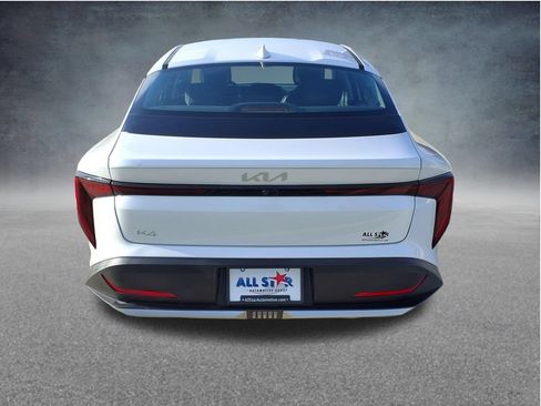 Used 2025 Kia K4 FWD image 8