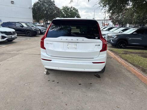 Used 2023 Volvo XC90 B5 Core w/ Protection Package Premier AWD/4WD image 6