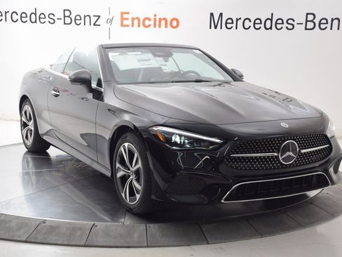 New 2025 Mercedes-Benz CLE 300 4MATIC Cabriolet image 9