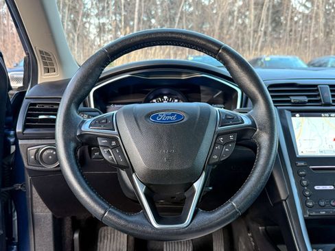 Used 2019 Ford Fusion Energi Titanium image 40