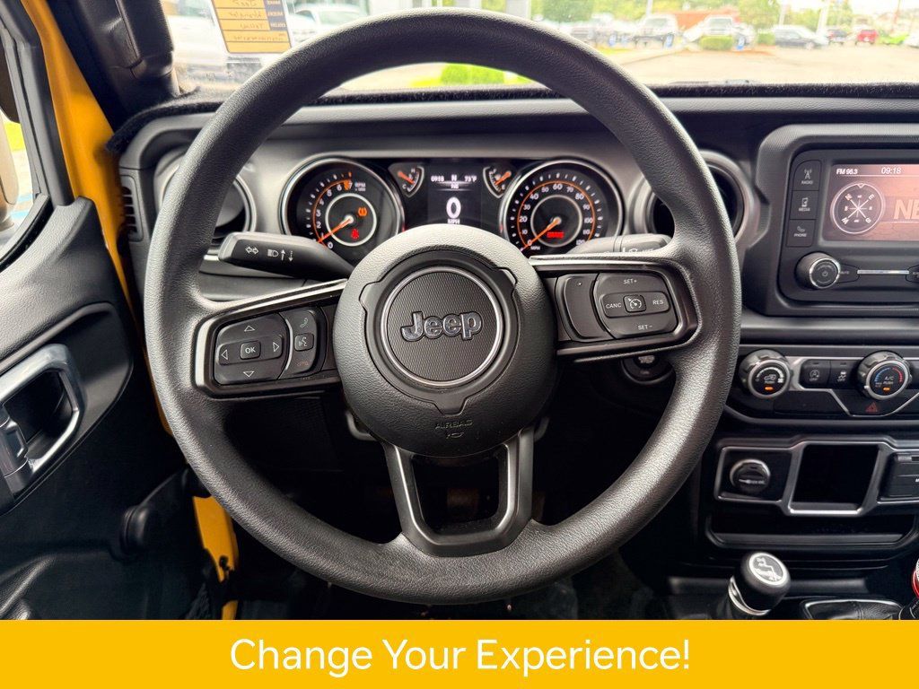 Used 2021 Jeep Wrangler Sport AWD/4WD image 10