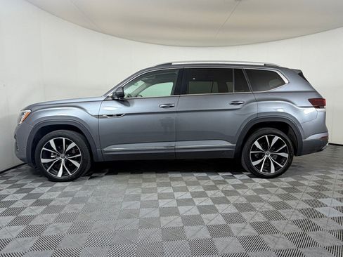 Used 2024 Volkswagen Atlas SEL Premium R-Line AWD/4WD image 2