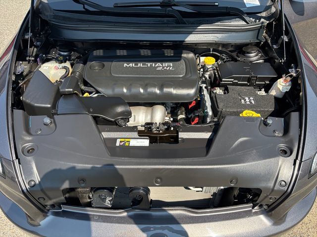 Used 2018 Jeep Cherokee Limited AWD/4WD image 24