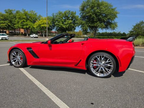 Used 2016 Chevrolet Corvette Z06 w/ 3LZ Preferred Equipment Group RWD image 14
