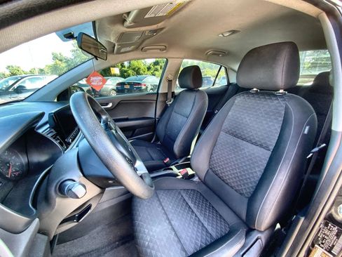 Used 2023 Kia Rio LX FWD image 13