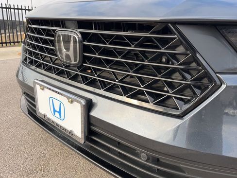 Certified 2023 Honda Accord Touring image 16