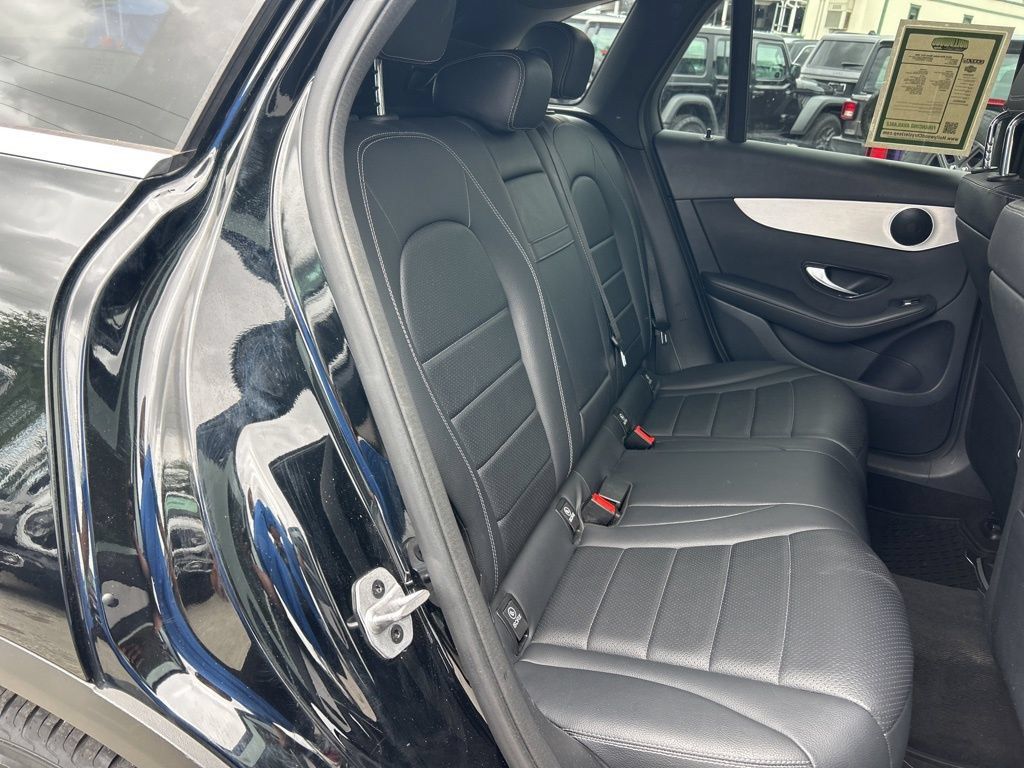 Used 2022 Mercedes-Benz GLC 300 image 26