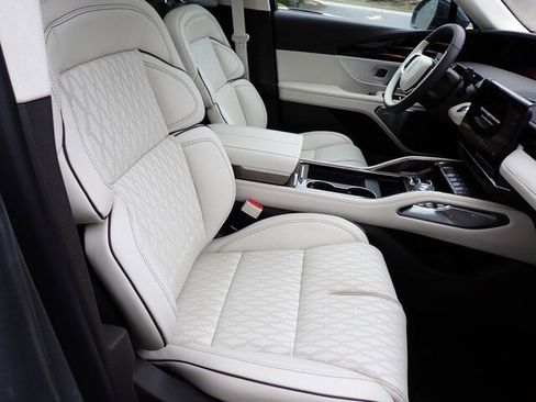 New 2026 Lincoln Nautilus Black Label w/ Jet Appearance Package image 33