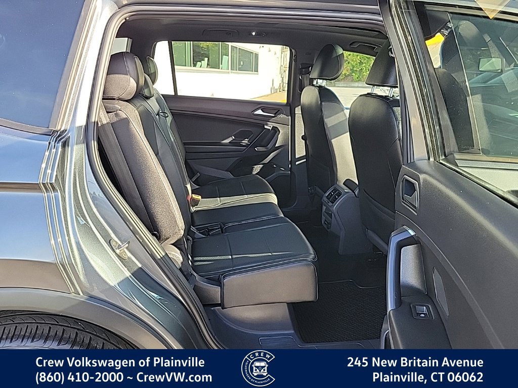 Certified 2021 Volkswagen Tiguan SE R-Line w/ 3rd Row Seat Package AWD/4WD image 15