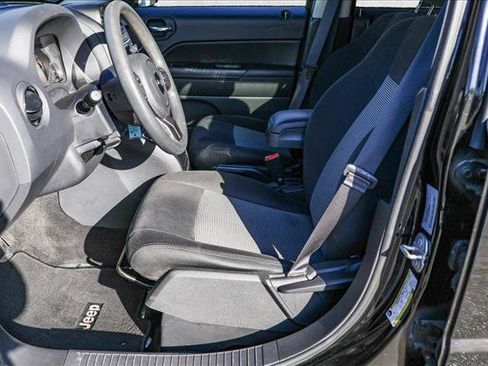 Used 2017 Jeep Patriot Sport w/ Power Value Group image 11