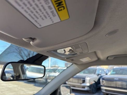 Certified 2023 Hyundai Venue SE w/ Cargo Package image 37