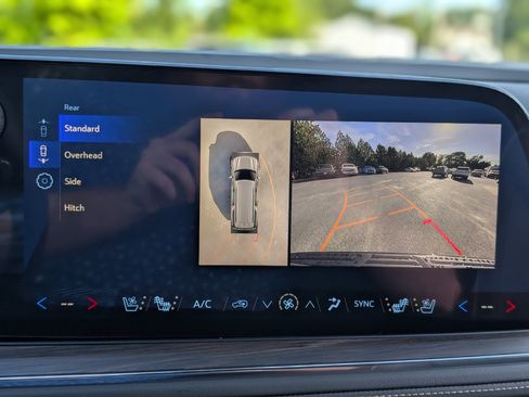 New 2025 Chevrolet Suburban Premier image 3