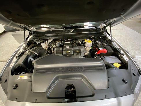 Certified 2022 RAM 3500 Limited image 28