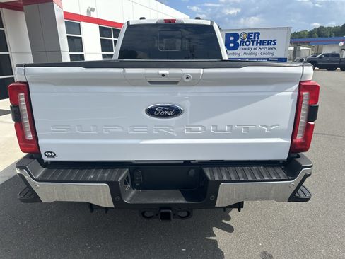 Used 2023 Ford F350 Lariat w/ Lariat Ultimate Package AWD/4WD image 7