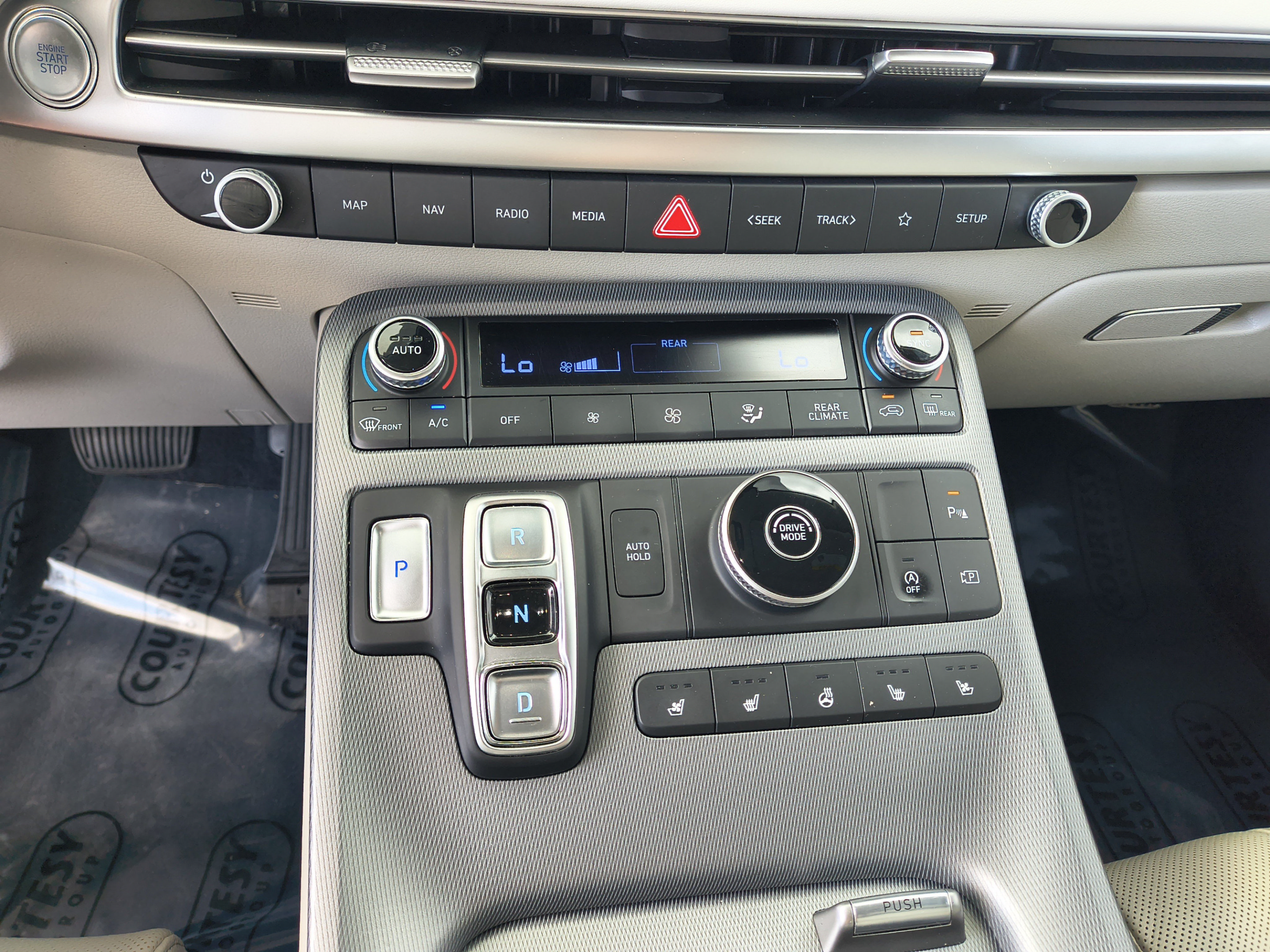 Certified 2023 Hyundai Palisade Limited FWD image 27