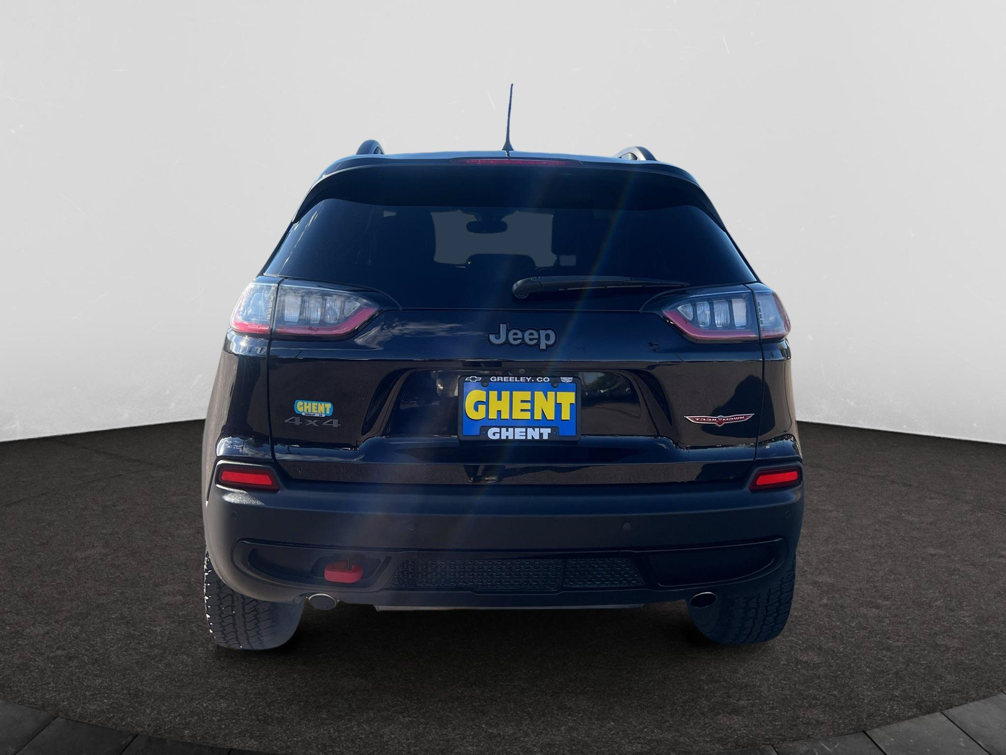Used 2021 Jeep Cherokee Trailhawk AWD/4WD image 1