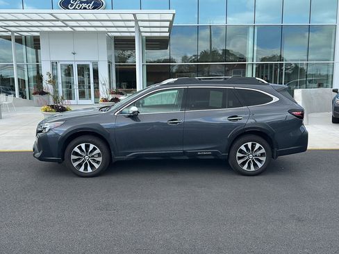 Used 2024 Subaru Outback Touring XT AWD/4WD image 8