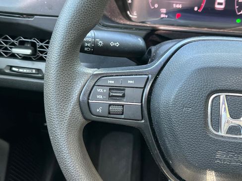 Used 2024 Honda Accord EX image 22