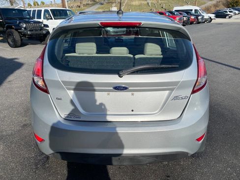 Used 2015 Ford Fiesta SE w/ Exterior Protection Package image 4