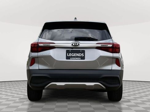Used 2021 Kia Seltos LX AWD/4WD image 5