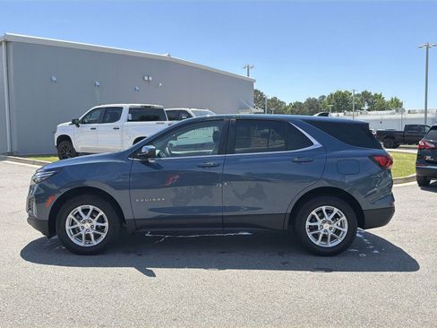 Used 2024 Chevrolet Equinox LT w/ LPO, Floor Liner Package image 7