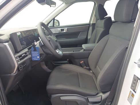 New 2026 Hyundai Santa Fe SE FWD image 9