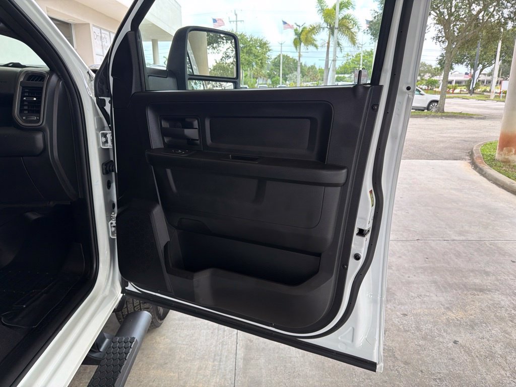 Used 2026 RAM 3500 Tradesman AWD/4WD image 30