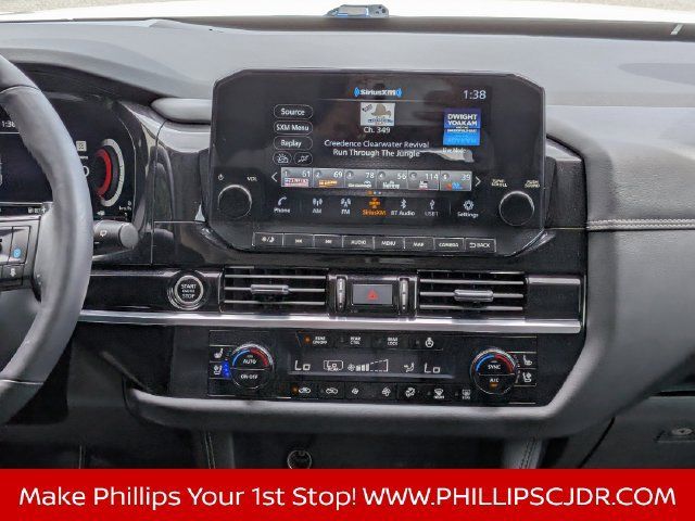Used 2023 Nissan Pathfinder Platinum w/ Cargo Package AWD/4WD image 17