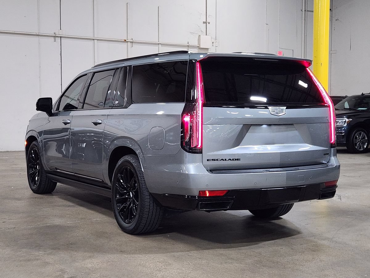 Used 2023 Cadillac Escalade ESV Sport w/ LPO, ONYX Package RWD image 11