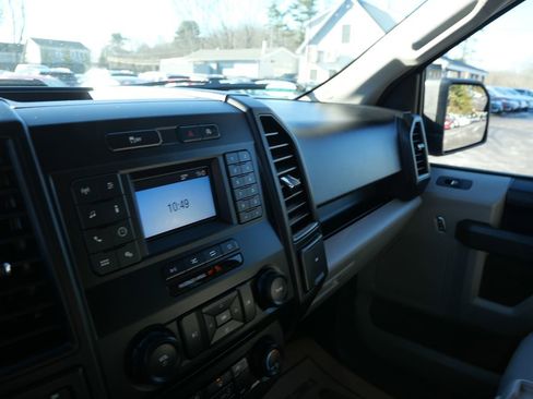 Used 2018 Ford F150 XL w/ Equipment Group 101A Mid image 13