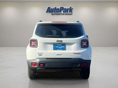 Used 2020 Jeep Renegade Trailhawk w/ Cold Weather Group AWD/4WD image 7
