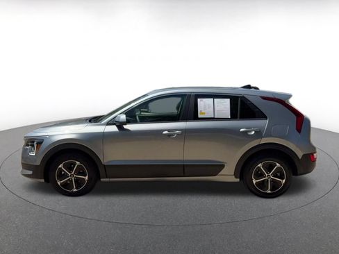 Used 2026 Kia Niro LX FWD image 7