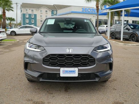 Used 2025 Honda HR-V LX image 2