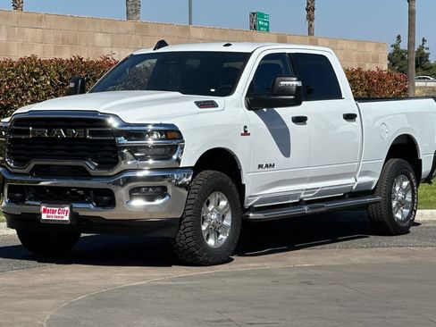 Used 2025 RAM 2500 Big Horn AWD/4WD image 8