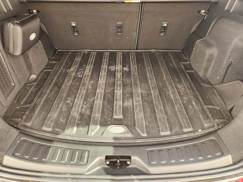 Used 2025 Land Rover Discovery Sport S image 30