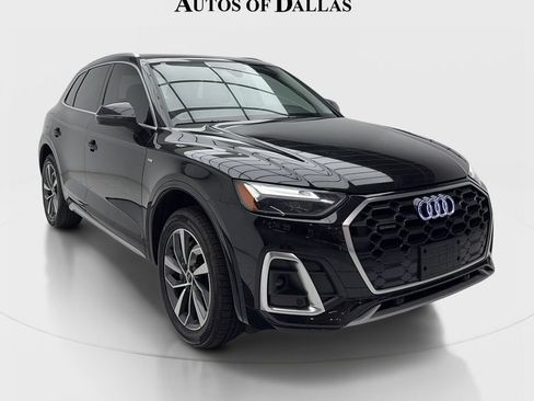 Used 2023 Audi Q5 2.0T Premium w/ Convenience Package AWD/4WD image 2