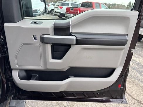 Used 2018 Ford F150 XLT image 16