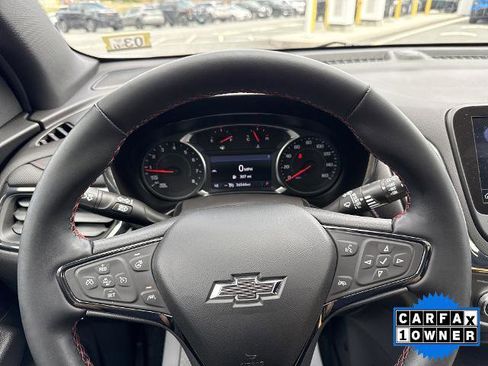 Certified 2023 Chevrolet Equinox RS AWD/4WD image 13