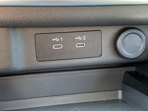 Used 2024 Nissan Rogue S AWD/4WD image 31