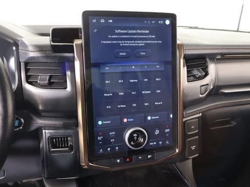 Used 2023 Ford F150 Lightning Lariat image 5