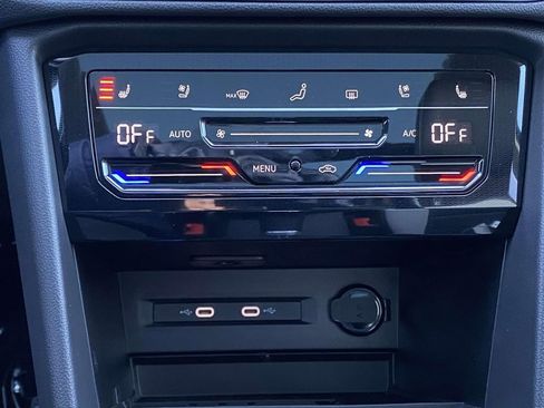 New 2026 Volkswagen Taos SEL AWD/4WD image 27