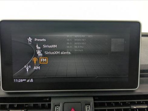 Used 2018 Audi SQ5 Premium Plus w/ Navigation Package image 29