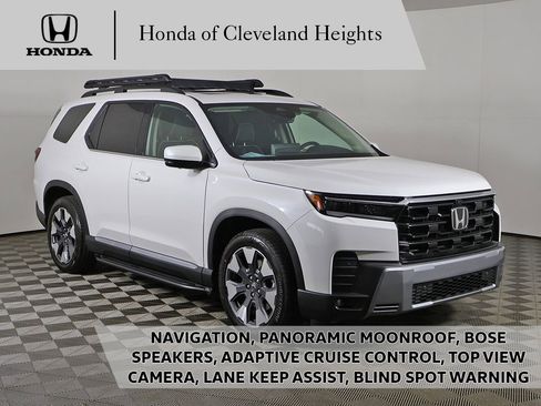 Used 2017 Honda Pilot Elite image 1