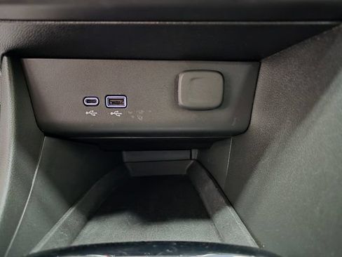 Used 2024 Buick Encore GX Preferred AWD/4WD image 21