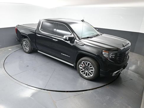 Used 2023 GMC Sierra 1500 Denali Ultimate AWD/4WD image 17
