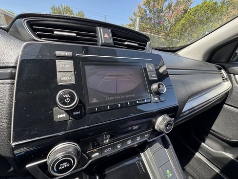 Used 2019 Honda CR-V LX image 16