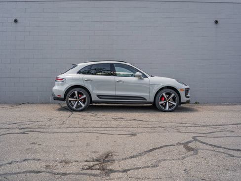 Used 2026 Porsche Macan S AWD/4WD image 8