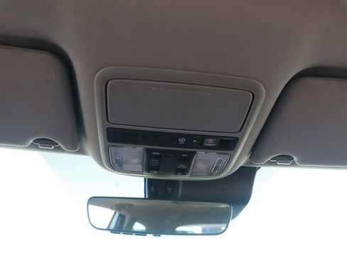 Used 2022 Honda Pilot Touring image 26