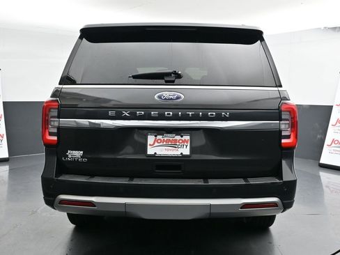 Used 2023 Ford Expedition Limited image 8